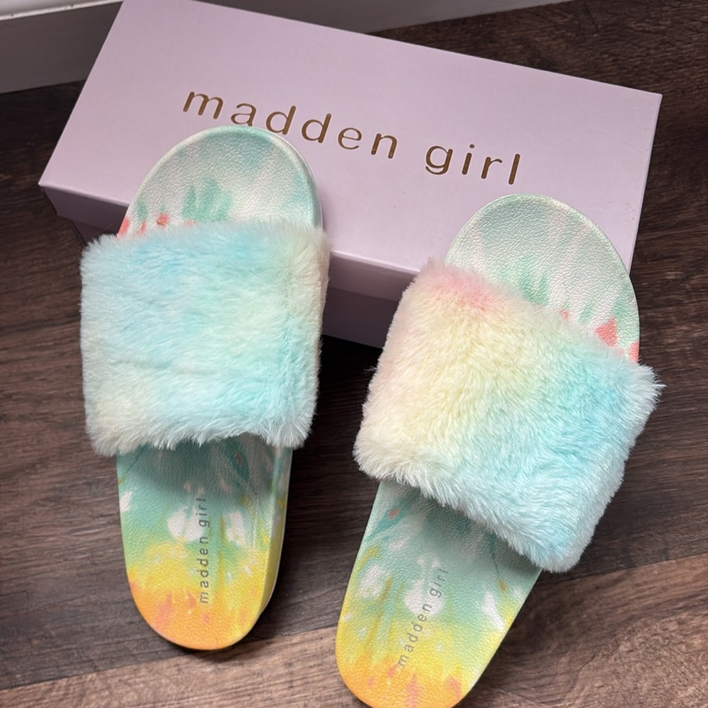 Madden girl Fancy Bright Multi color slipper furry